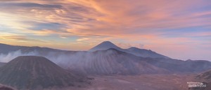 Menjelajahi Gunung Bromo dengan Pesona Alam di Negeri Awan