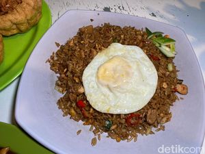 Pengalaman 15 Tahun di Solaria, Mantan Chef Ini Punya Racikan Nasgor Enak
