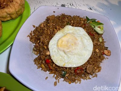 Pengalaman 15 Tahun di Solaria, Mantan Chef Ini Punya Racikan Nasgor Enak