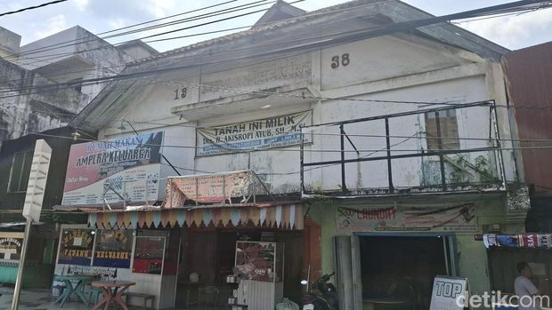 Bangunan bekas bioskop di Lubuklinggau