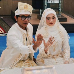 Komika Dzawin Nur Nikah, Profesi Istri dan Maskawin Jadi Sorotan