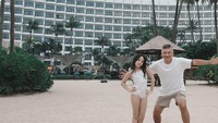 Momen kebersamaan keduanya menghabiskan liburan bareng. Foto: dok instagram Gading Marten