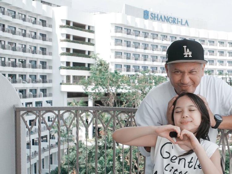 Happy Holiday! Gading Marten Ajak Gempi Liburan Usai Nilai Rapor Memuaskan