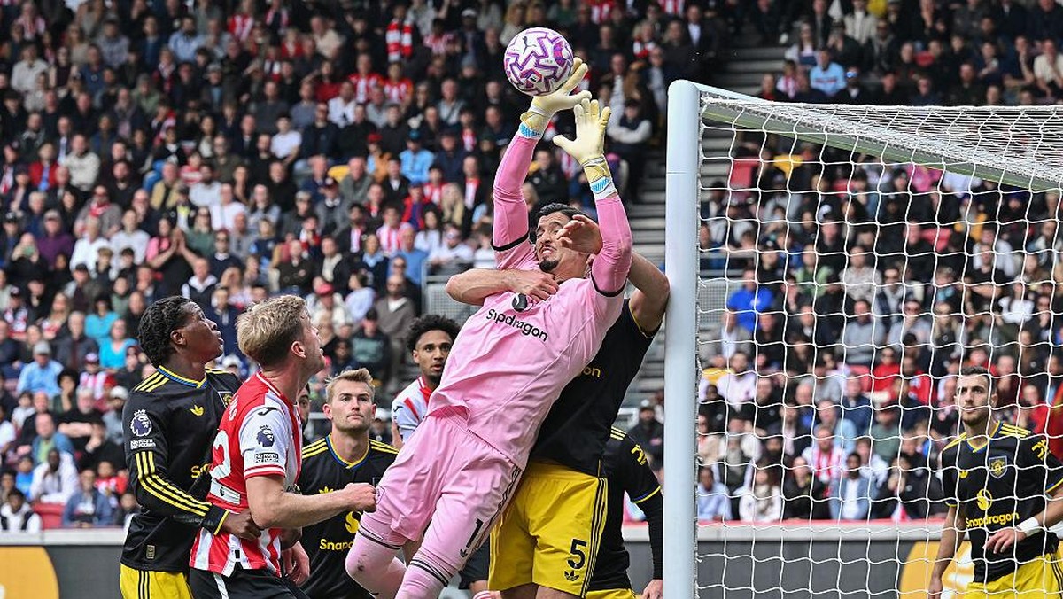 Brentford sering merepotkan Manchester United di Liga Inggris. (Foto: Getty Images/Vince Mignott/MB Media)