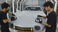 Studio perakitan mobil klasik di Bali ini terus mengembangkan produk unik yang menjadi kebanggaan industri kreatif Indonesia. Foto: ANTARA FOTO/Fikri Yusuf