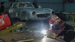 Intip Pembuatan Replika Mobil Klasik Handmade di Bali