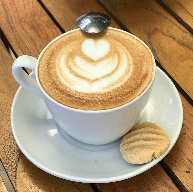 Kafe di Prawirotaman buat ngopi pagi hari