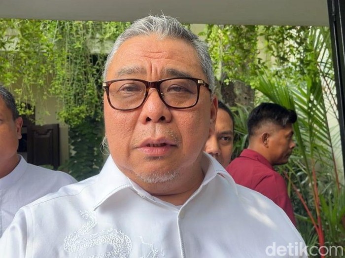 Ketua Harian PSI, Ahmad Ali temui Jokowi di Solo, Minggu (28/9/2025)