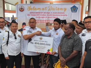 Andre Rosiade Beri Rp 400 Juta ke Perantau Minang Terdampak Ricuh Yalimo