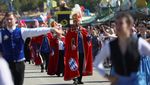 Meriah! Parade Kostum Tradisional Ramaikan Oktoberfest ke-190 di Munchen