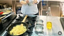 Deretan Karya-karya Aura Kasih: Film, Musik hingga Lukisan