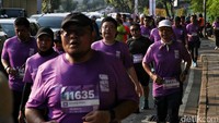 Mengangkat tema #BeatYourBest, ajang ini bukan sekadar lomba lari, tapi juga cerminan perjuangan pelaku UMKM yang terus melampaui batas diri. 