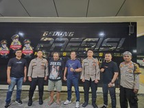 Serahkan Diri ke Polisi, Pria Bertato Penganiaya Kurir Pakai Kaus John Kei