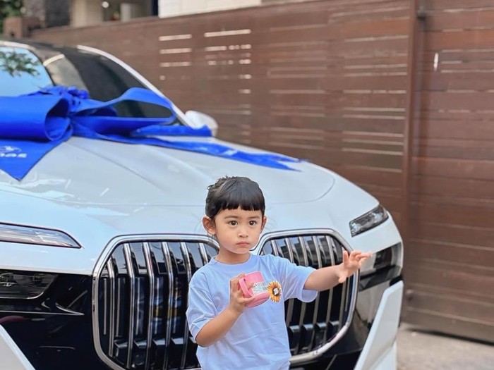 Yeay! Ria Ricis Beri Moana Mobil Baru