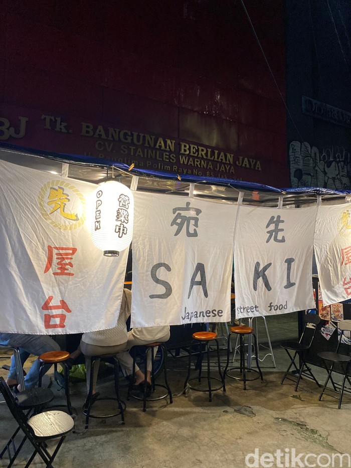 Saki Yatai Saki Yatai: Warung Jepang kaki lima milik chef Doni Silpani di Panglima Polim