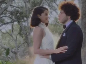 Selena Gomez Resmi Menikah dengan Benny Blanco