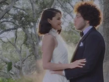 Perjalanan Cinta Selena Gomez yang Panjang Menuju Benny Blanco