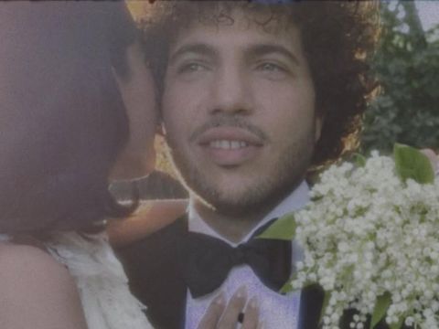 Selena Gomez dan Benny Blanco Menikah.