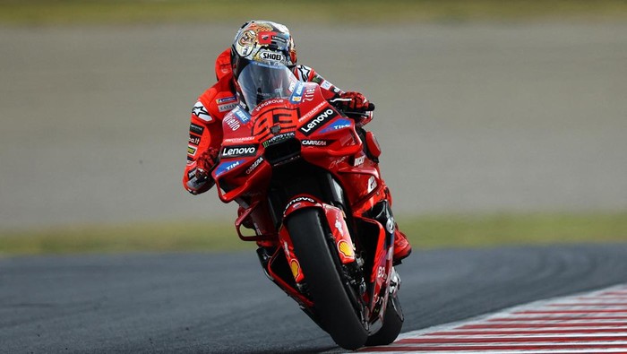MotoGP - Japanese Grand Prix - Mobility Resort Motegi, Motegi, Japan - September 28, 2025 Ducati Lenovo Team's Marc Marquez in action during the MotoGP race REUTERS/Kim Kyung-Hoon