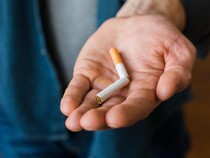 8 Tips Berhenti Merokok Secara Bertahap dan Efektif Beserta Manfaatnya