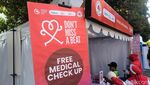 Ramai-ramai Periksa Kesehatan Gratis Bareng YJI, Warga Kaget Tensi-Kolesterol Tinggi