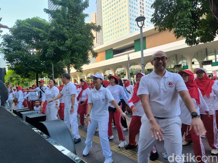 Ramai-ramai Periksa Kesehatan Gratis Bareng YJI, Warga Kaget Tensi-Kolesterol Tinggi