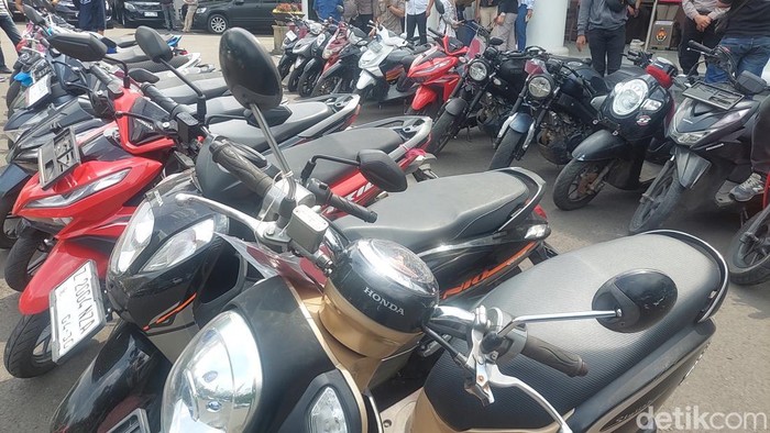 28 motor hasil curanmor yang berhasil diungkap Polrestabes Bandung.