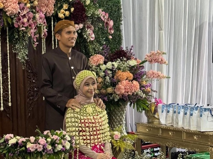 abida khanza abida khanza