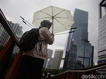 Aktivitas Warga Jakarta di Tengah Kualitas Udara Tidak Sehat