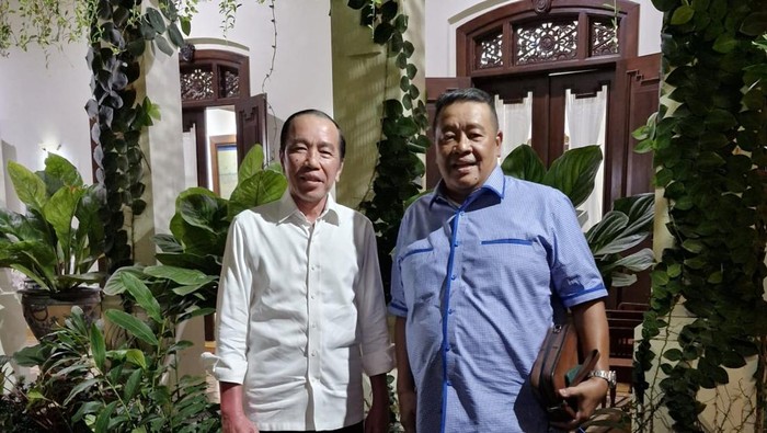 Politikus PSI, Bestari Barus, dan Presiden ke-7 RI Joko Widodo (Jokowi).