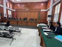 Eks Pejabat Sulsel Sari Pudjiastuti Terdakwa Korupsi Proyek Jalanan Divonis Hari Ini