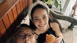 Enzy Storia Kulineran Bareng Bestie, Minum Matcha hingga Piknik Seru