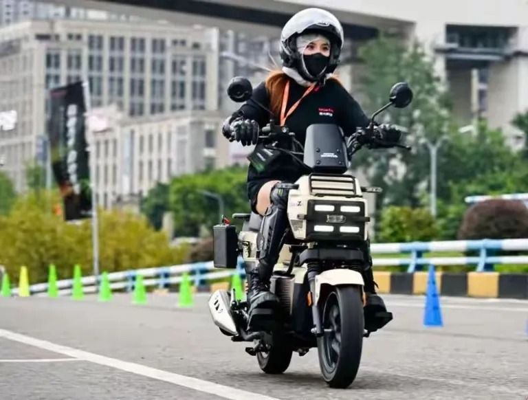 Honda Square X125