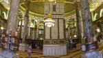 Wujud Batu dari Surga di Dalam Dome of the Rock