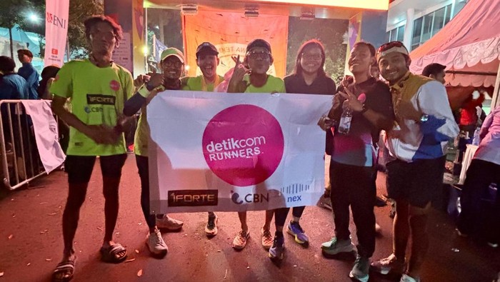 Keseruan Berlari Relay Ultra Marathon Jakarta-Bandung