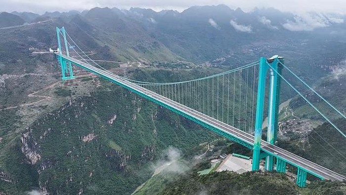 The Huajiang Grand Canyon Bridge, the world’s highest, is seen in China’s southwest Guizhou province on September 27, 2025. (AFP)