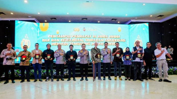Kapolri Jenderal Listyo Sigit mengundang koalisi masyarakat sipil untuk dialog publik. (dok.istimewa)