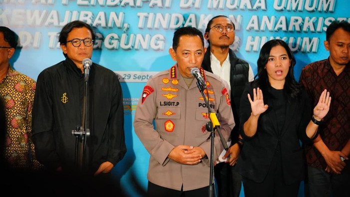 Kapolri Jenderal Listyo Sigit mengundang koalisi masyarakat sipil untuk dialog publik. (dok.istimewa)