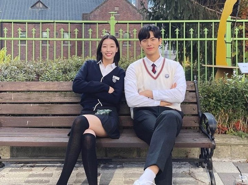 Kebersamaan Ryu Da-in dan Lee Chae-min. (Instagram @rxudain)
