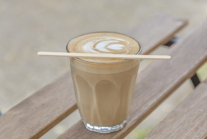 Kopi jamur atau chagaccino. Ilustrasi.