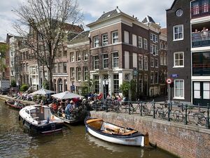 Amsterdam Masih Jadi Kota Terfavorit Turis di Belanda