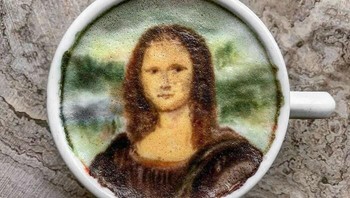 Mona Lisa?! Foto: baristanbrian via Bored Panda