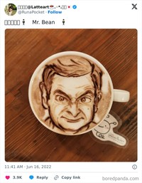 Kalau latte art-nya sebagus ini, rasanya nggak tega deh, buat minumnya. Ya sudah, jangan lupa difoto dulu, ya.