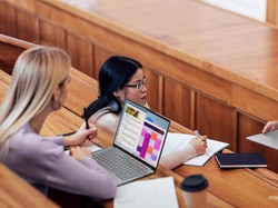 Lenovo IdeaPad Pro 5i Gen 10, Laptop AI Ringan untuk Kerja Hybrid