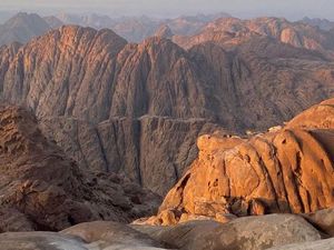 Di Mana Letak Gunung Sinai atau Bukit Tursina?