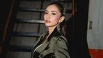 Gak Banyak yang Tahu! Masayu Anastasia Cuci Muka Pakai Air Zamzam