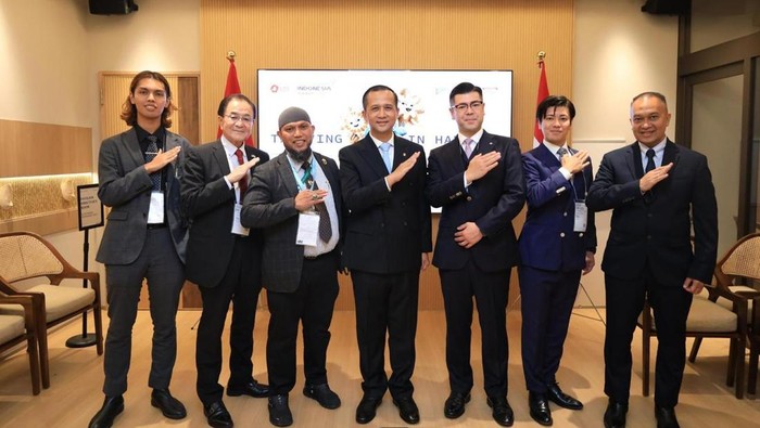 Menteri Transmigrasi M. Iftitah Sulaiman Suryanagara
