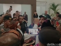 Pecco Bagnaia Kaget Bukan Main Disambut Ritual Tolak Bala di Lombok