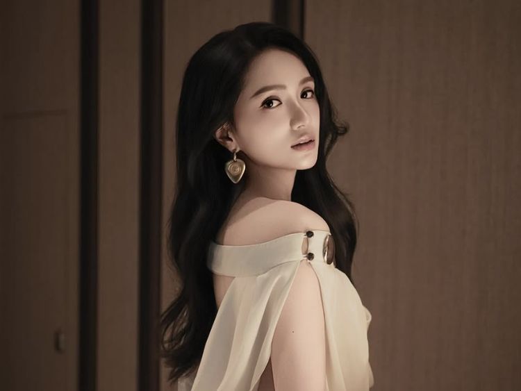 Foto Transgender Pertama Asia Berlaga di Miss Universe 2025, Jadi Kontroversi