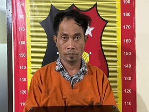Pekerja Maling Rumah Eks Personel Ada Band di Sidimpuan Dituntut 2 Tahun Bui